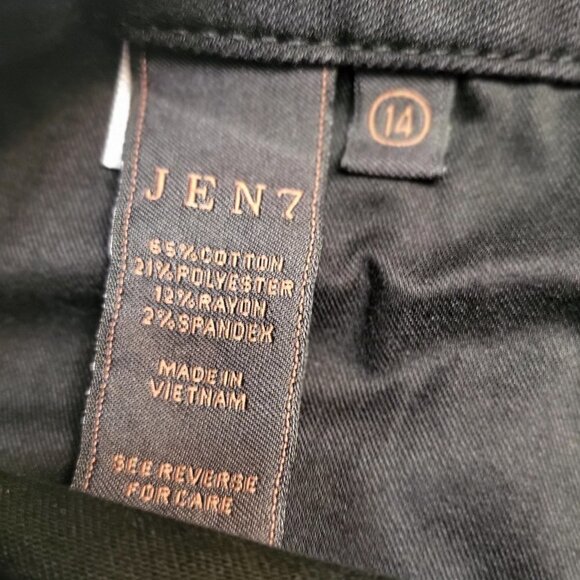 NWT 7 For All Mankind JEN 7 Women’s Size 14 Slim Fit Bootcut Jeans Black - Picture 8 of 10